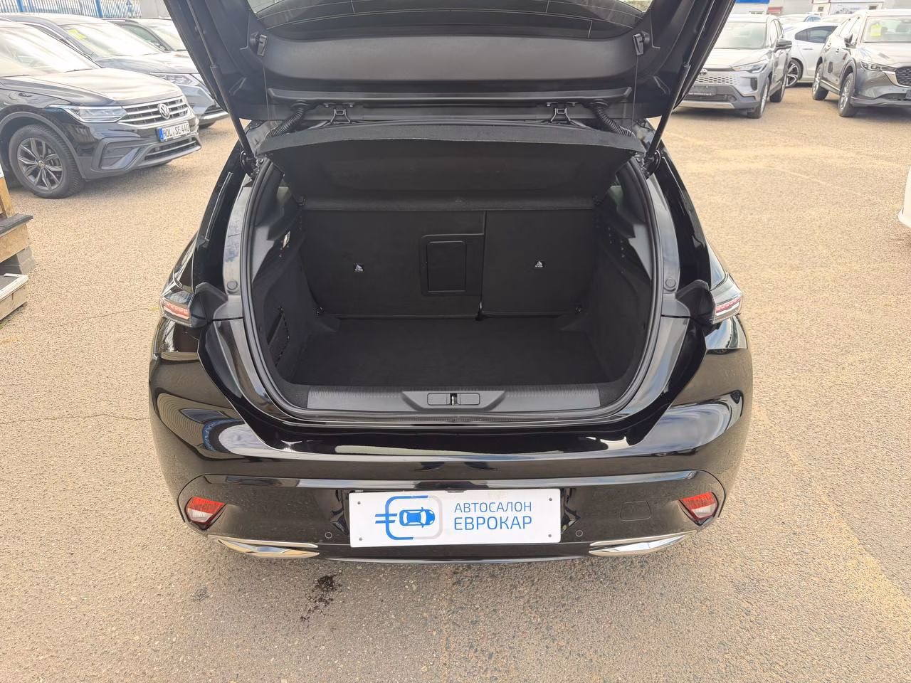 Peugeot 308 фото 12