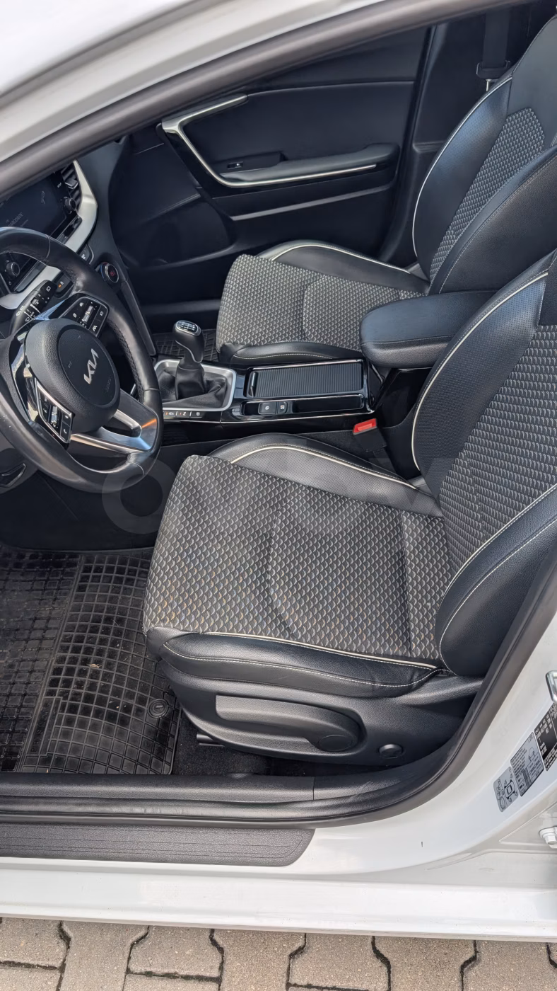 Kia Cee'd фото 7