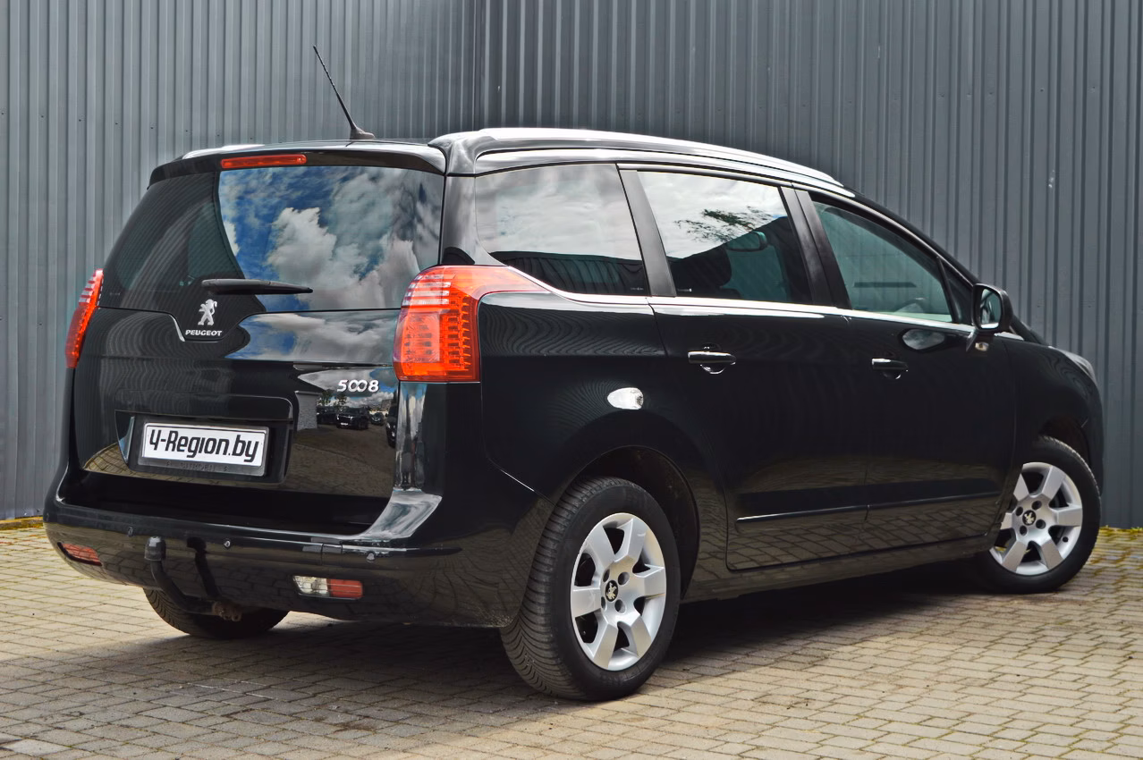 Peugeot 5008 фото 7