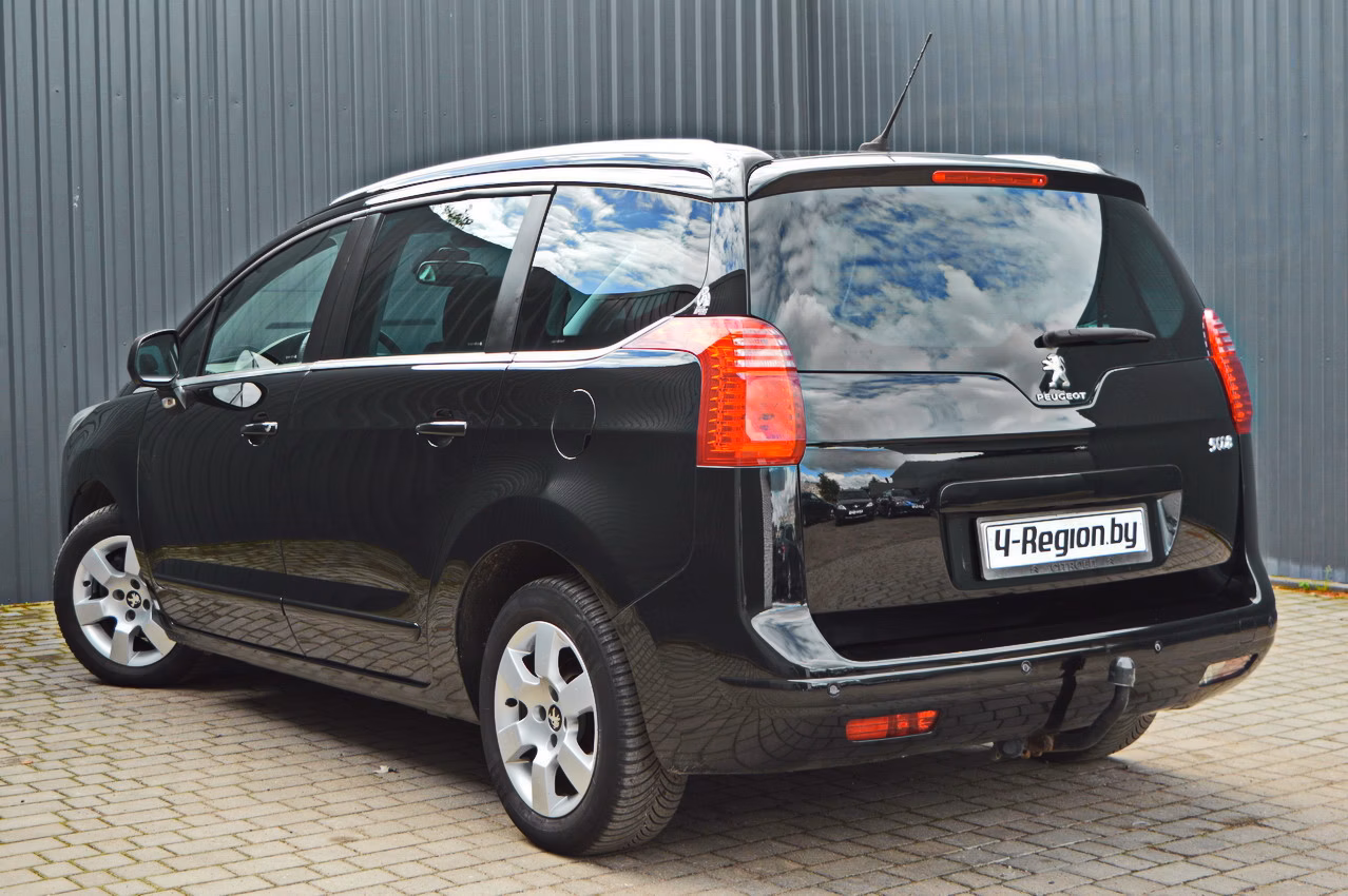 Peugeot 5008 фото 5