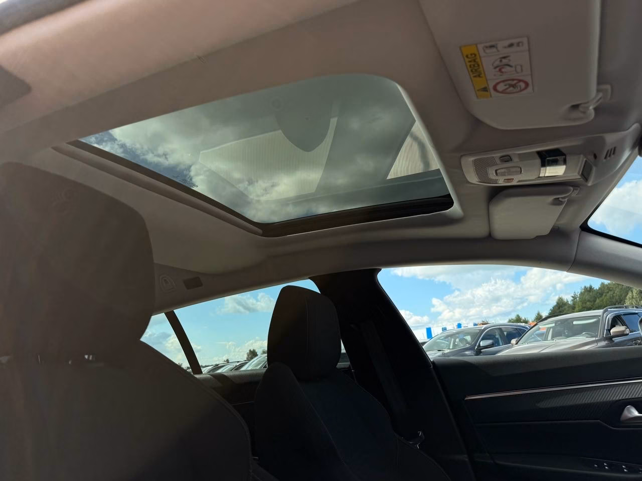 Peugeot 508 фото 17