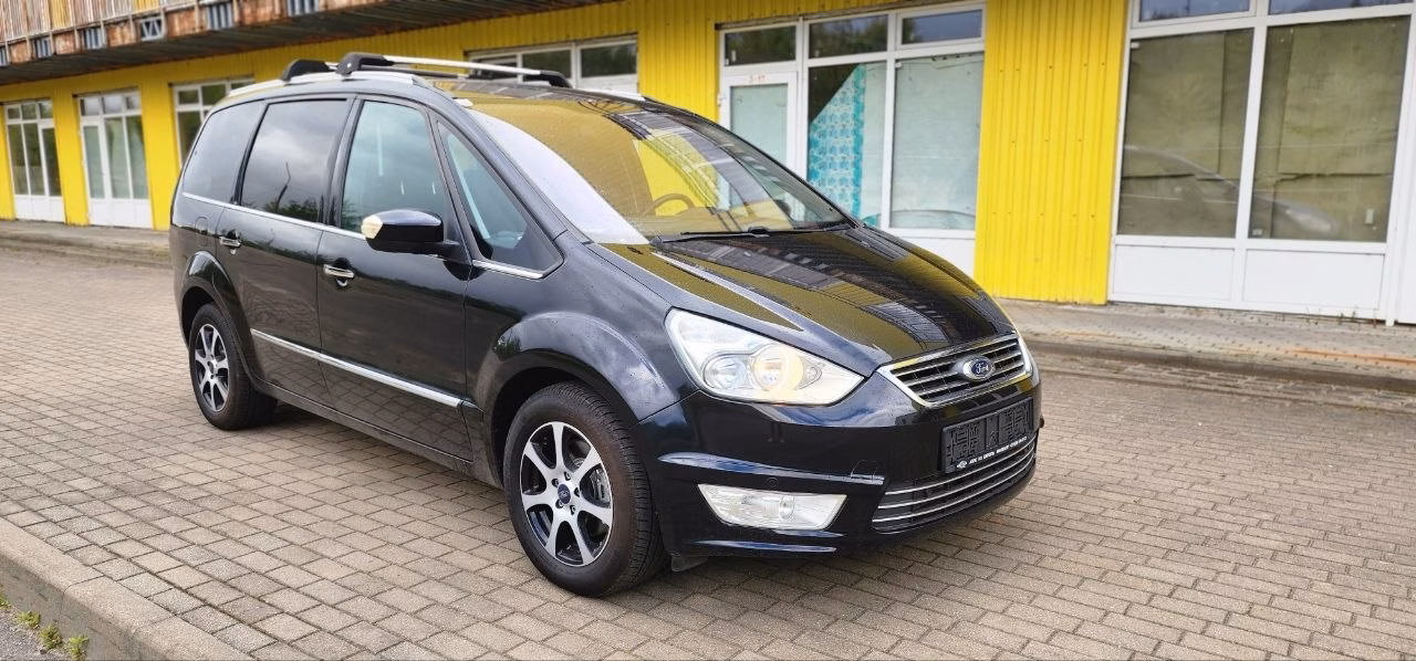 Ford Galaxy фото 2