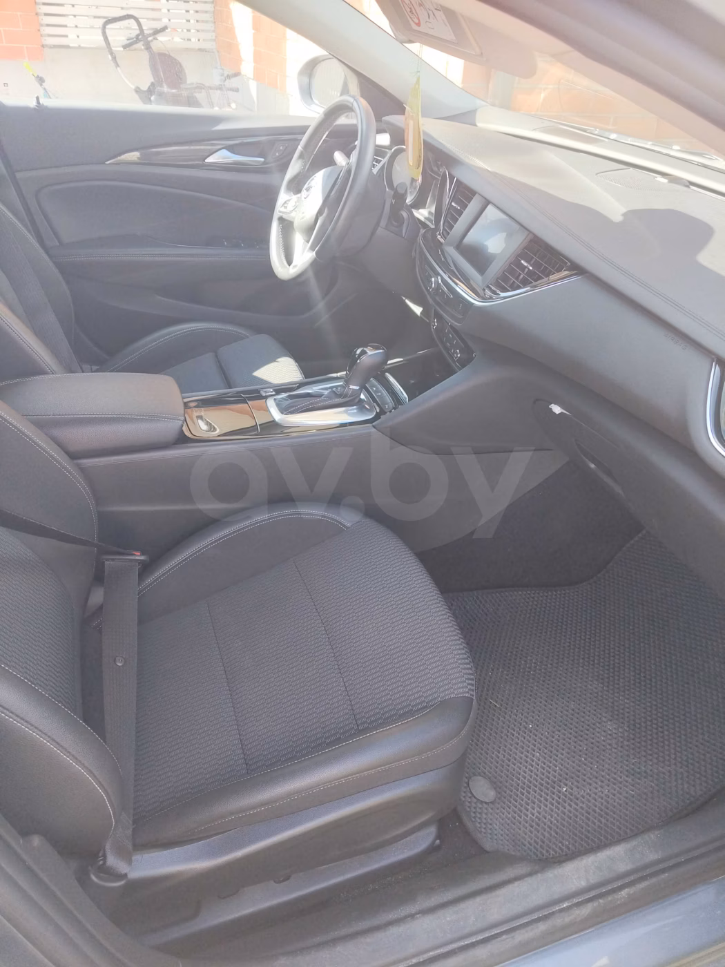 Opel Insignia фото 10