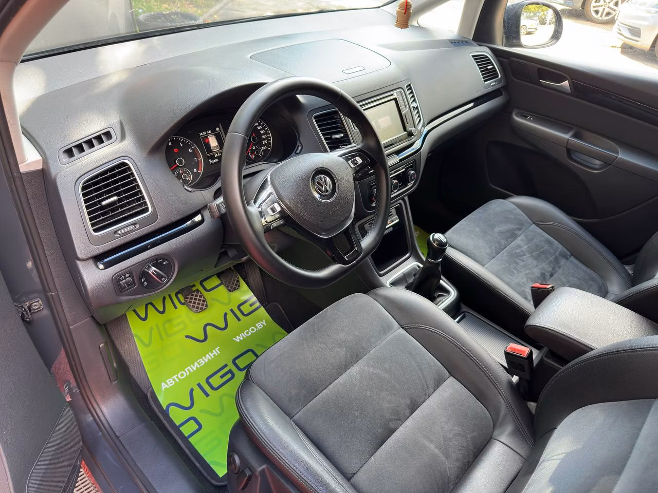 Volkswagen Sharan фото 8