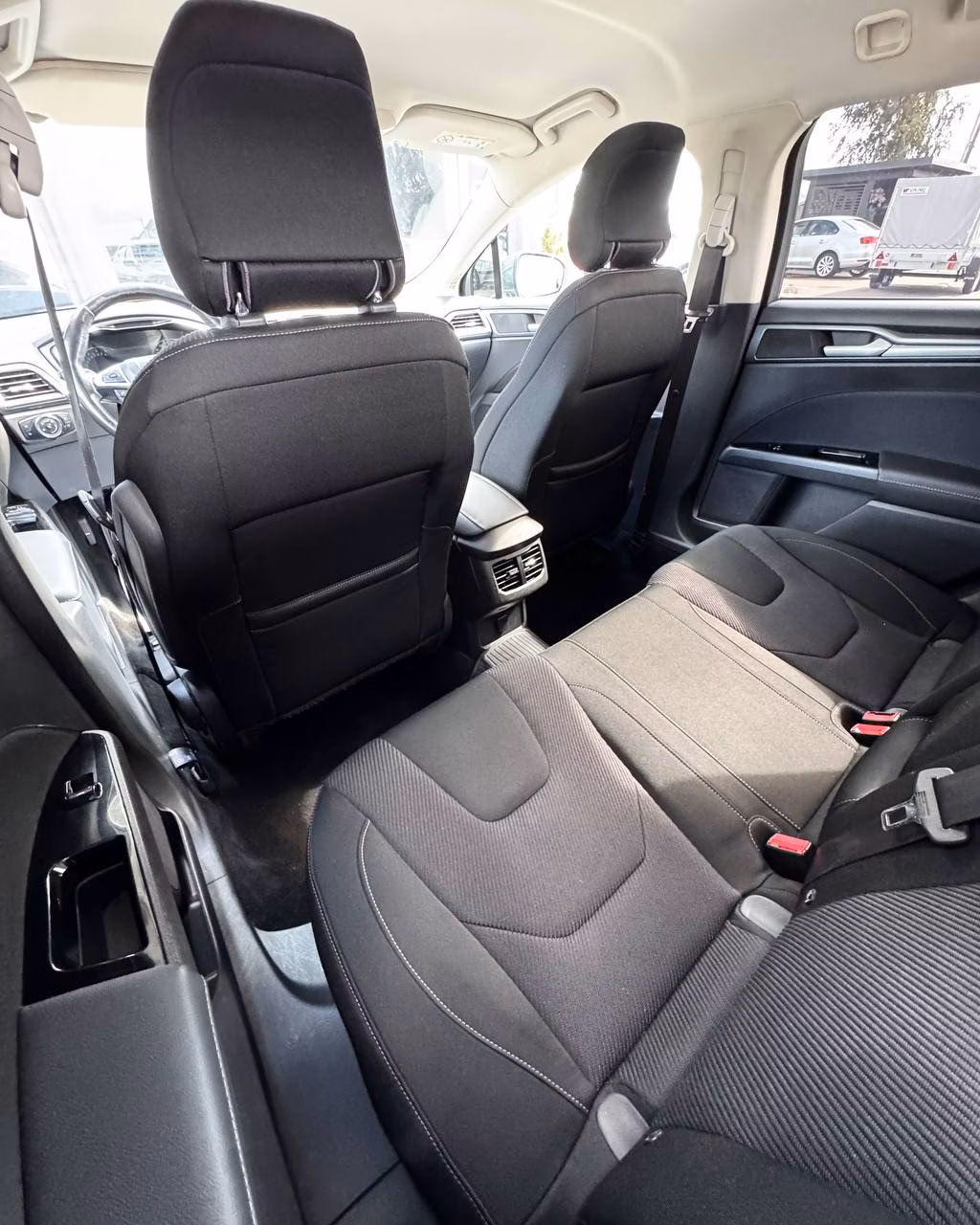 Ford Mondeo фото 11