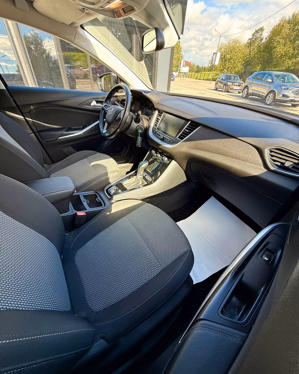 Opel Grandland X фото 12