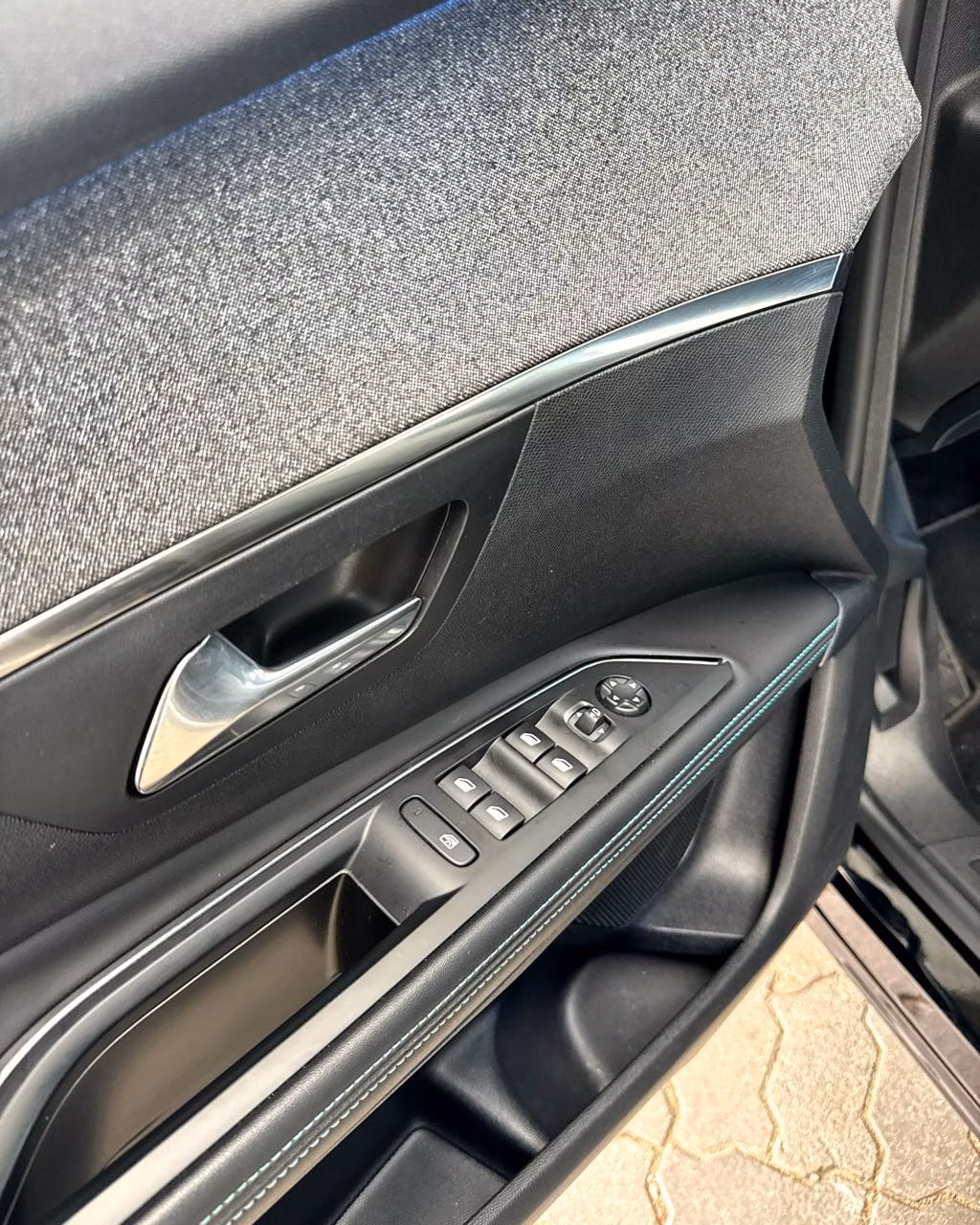 Peugeot 5008 фото 9