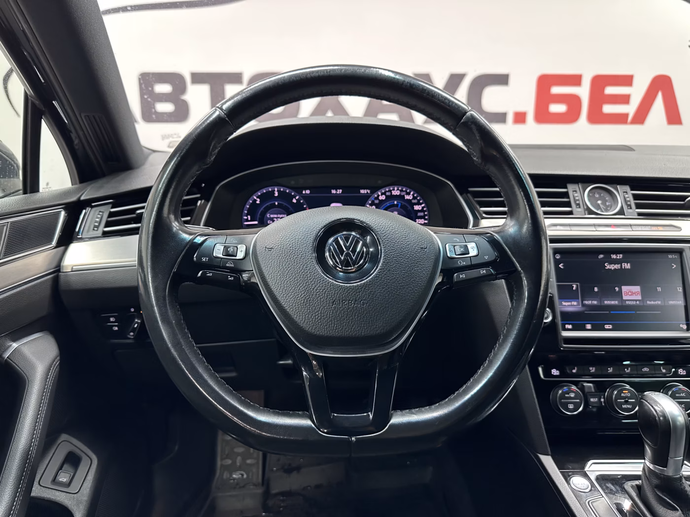 Volkswagen Passat фото 13