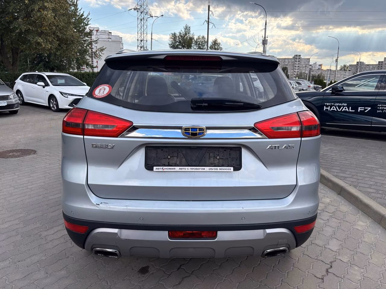 Geely Atlas фото 4