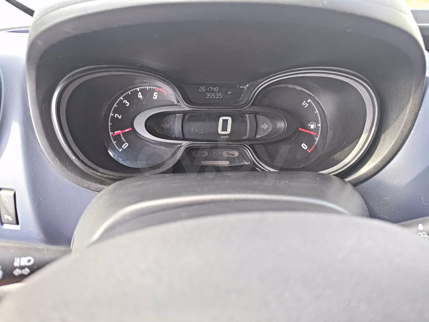 Opel Vivaro фото 19