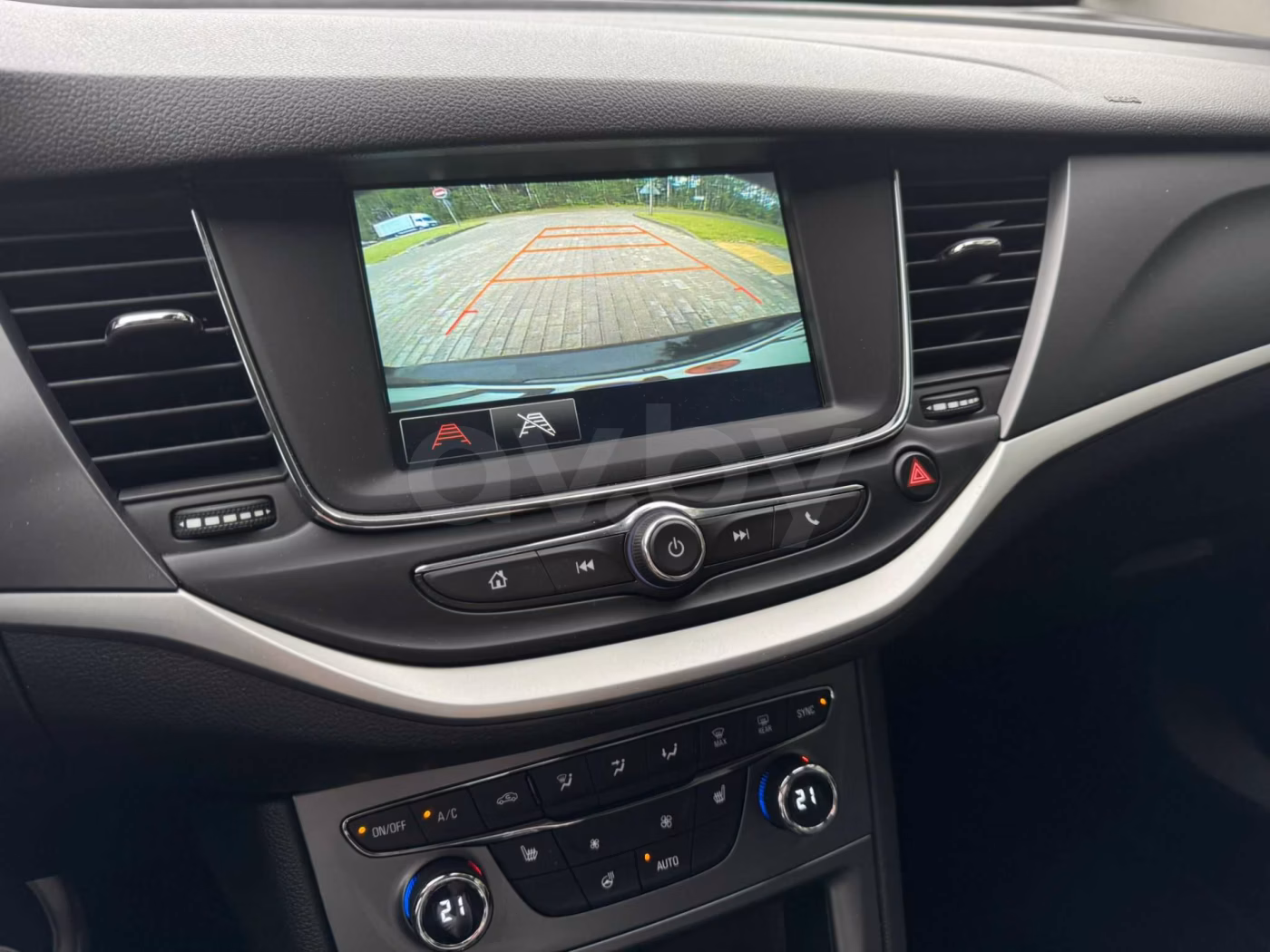 Opel Astra фото 8