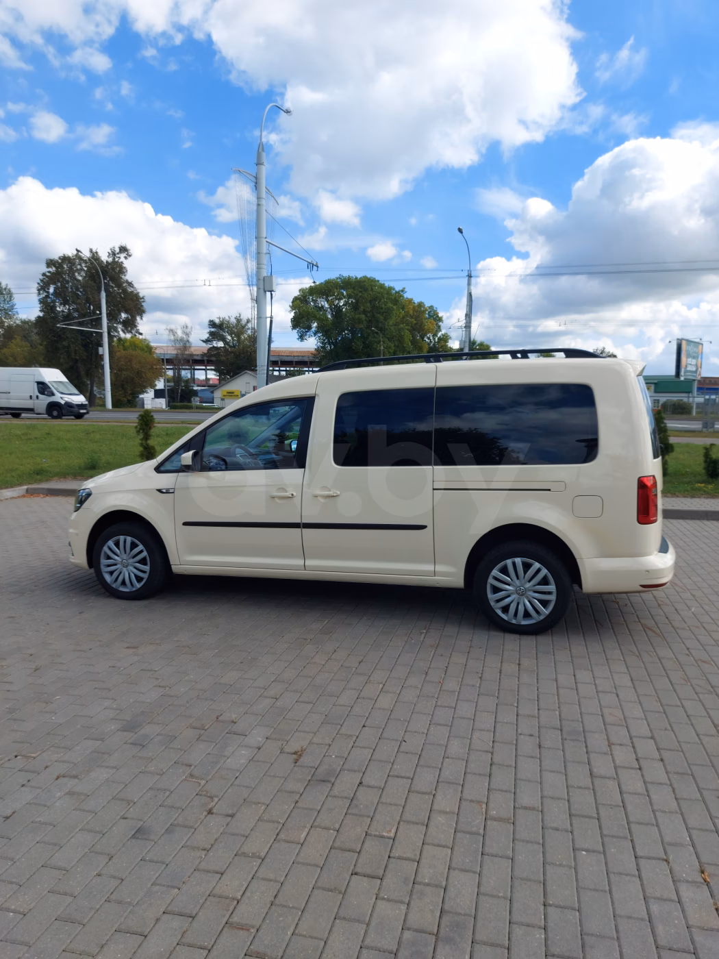 Volkswagen Caddy MAXI фото 5