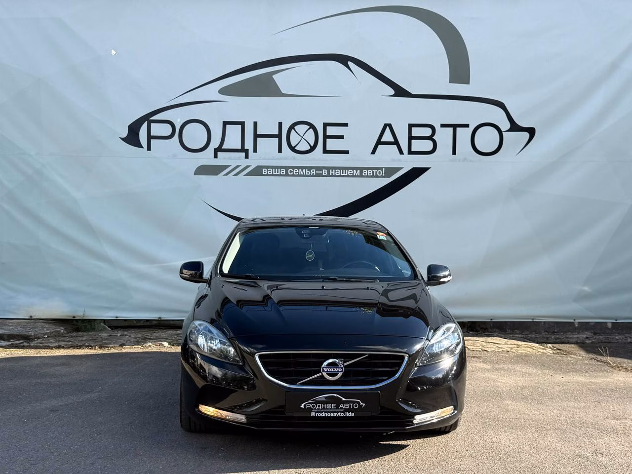 Volvo V40 фото 2