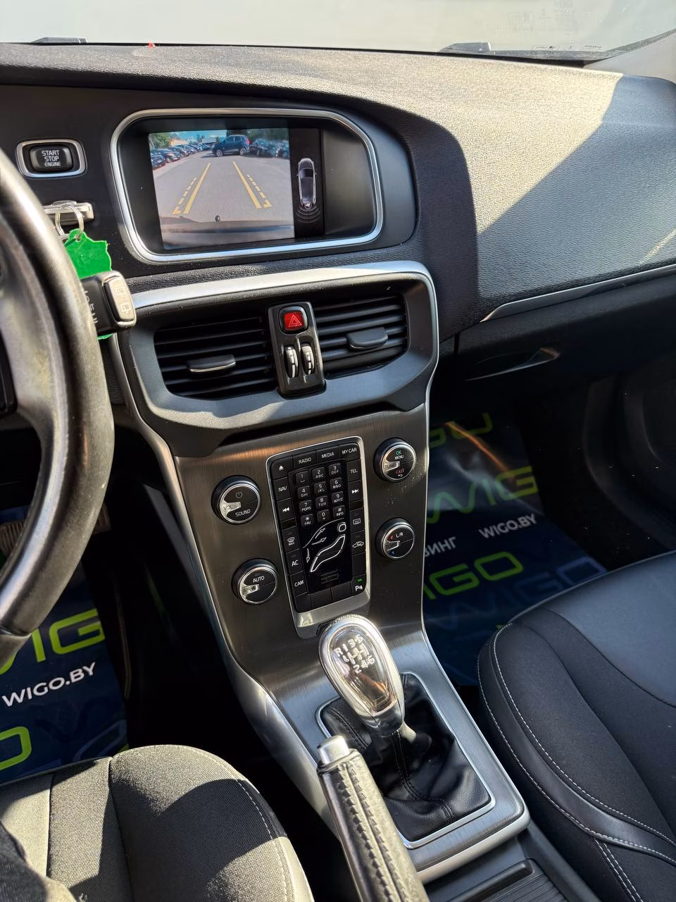 Volvo V40 фото 10