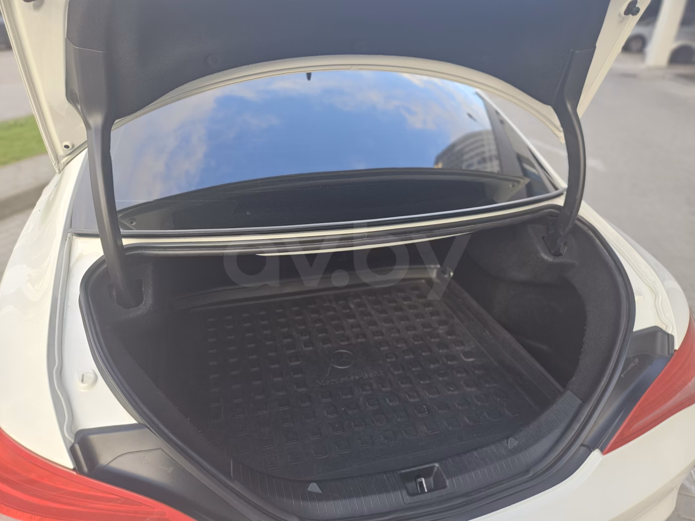 Mercedes-Benz CLA фото 16
