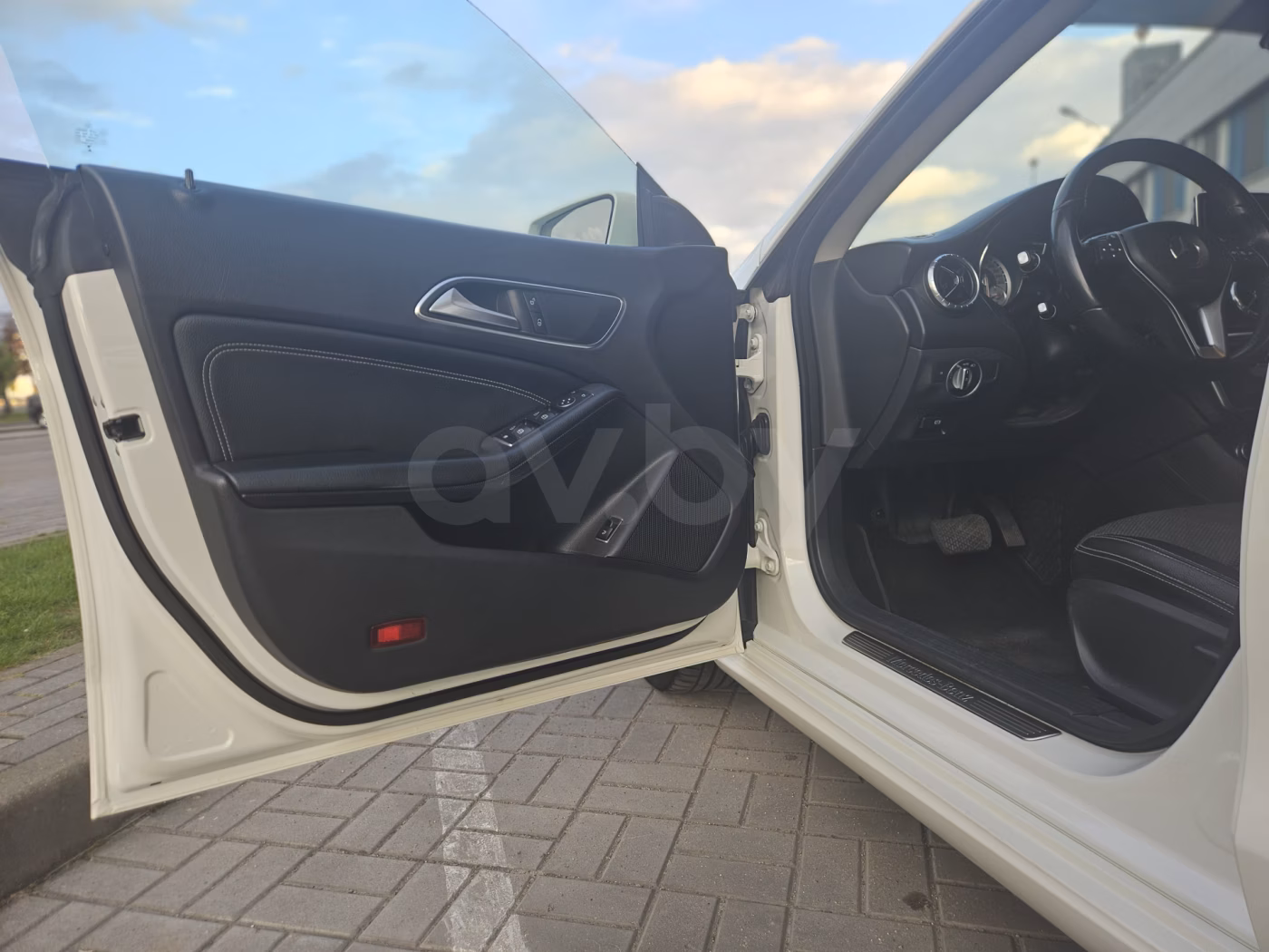 Mercedes-Benz CLA фото 12