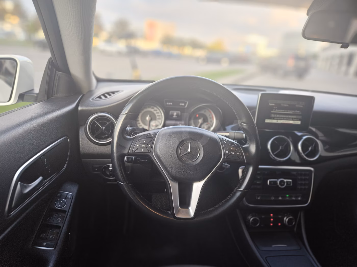 Mercedes-Benz CLA фото 9