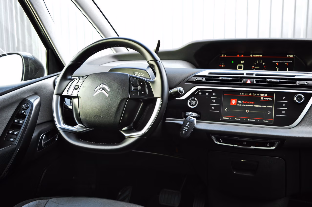 Citroen C4 Picasso фото 16