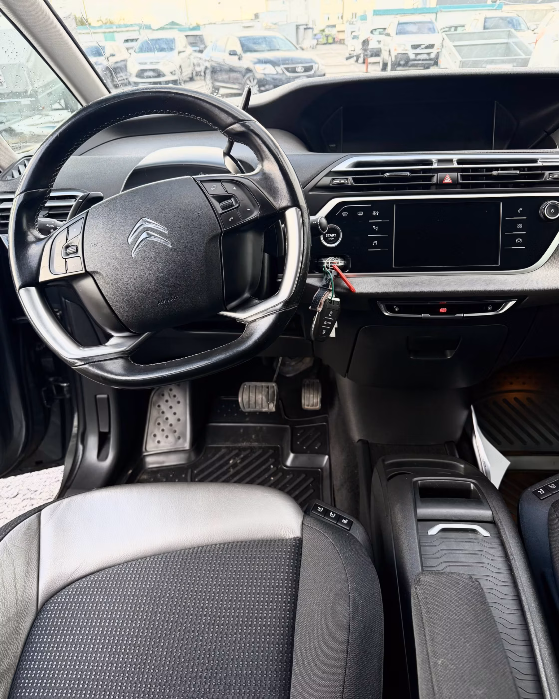Citroen C4 Grand Picasso фото 11