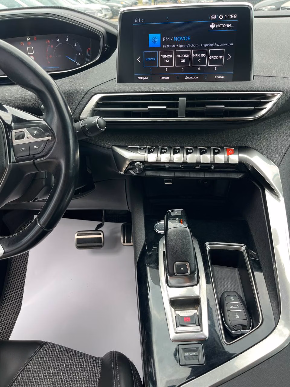 Peugeot 3008 фото 14