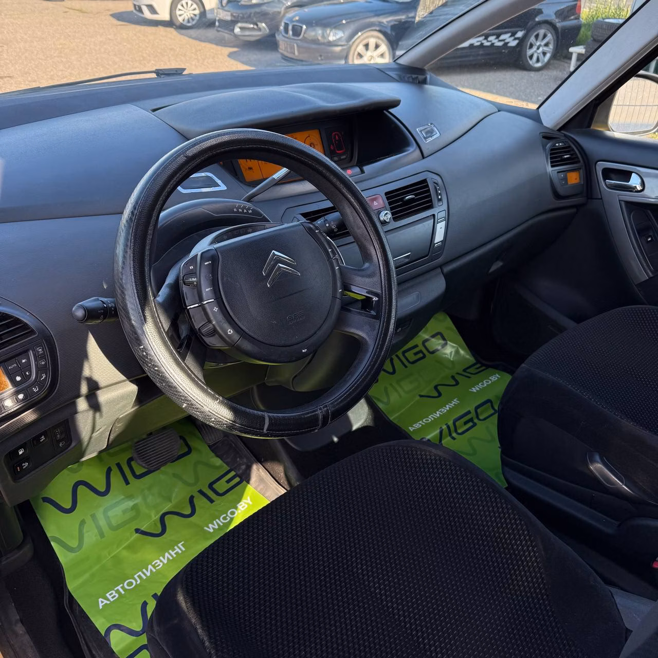 Citroen C4 Picasso фото 7