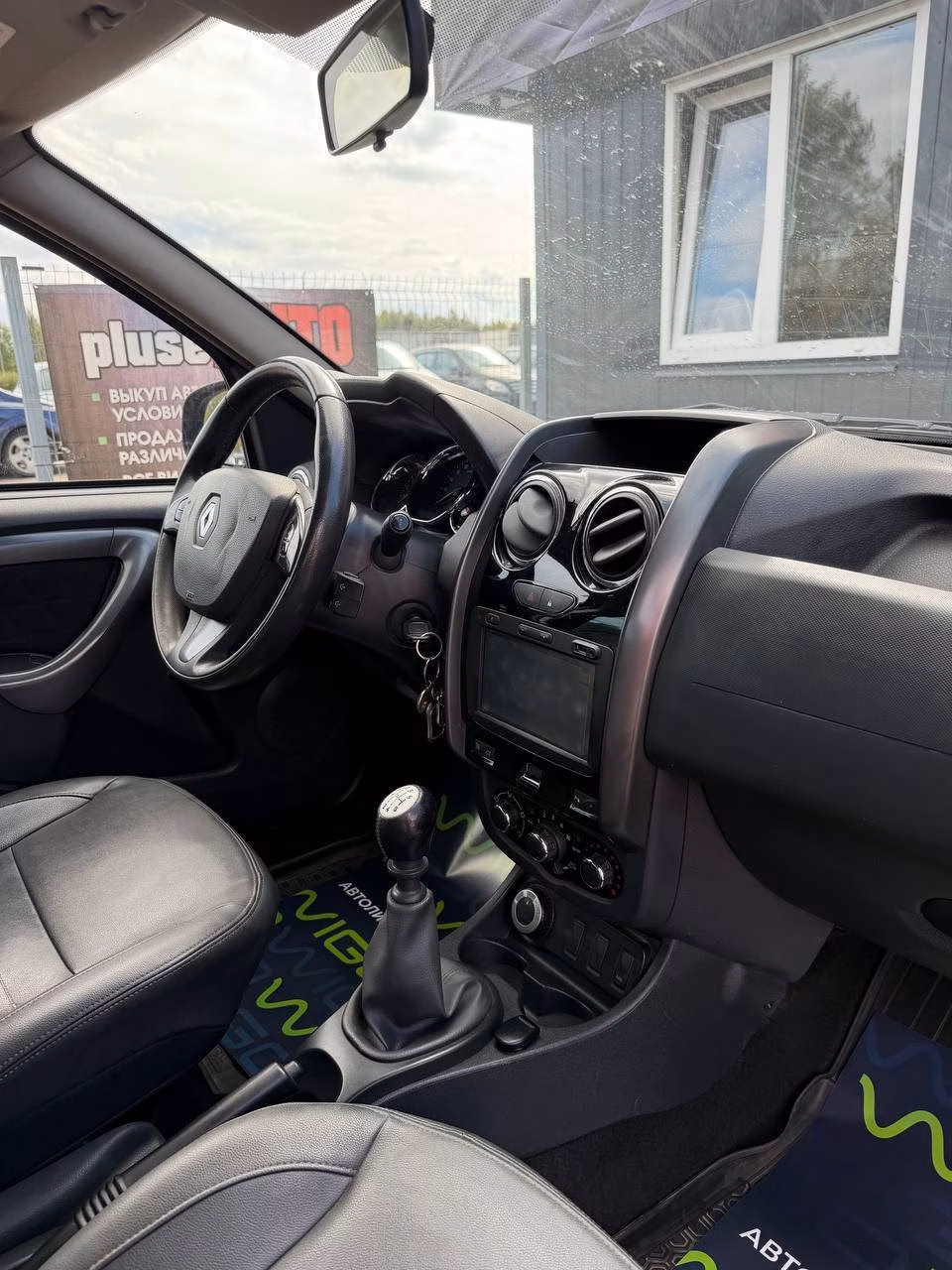 Renault Duster фото 10