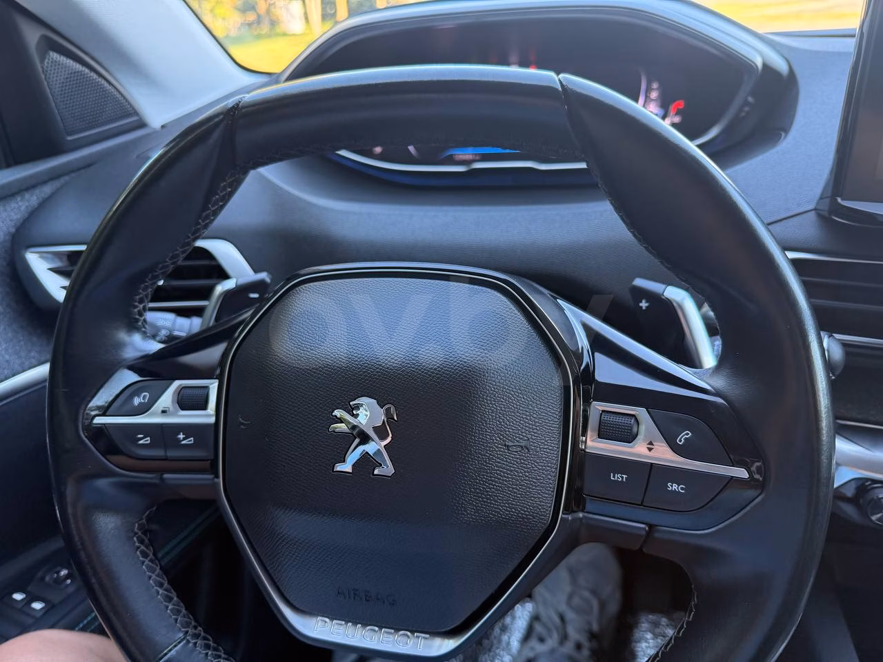 Peugeot 5008 фото 13
