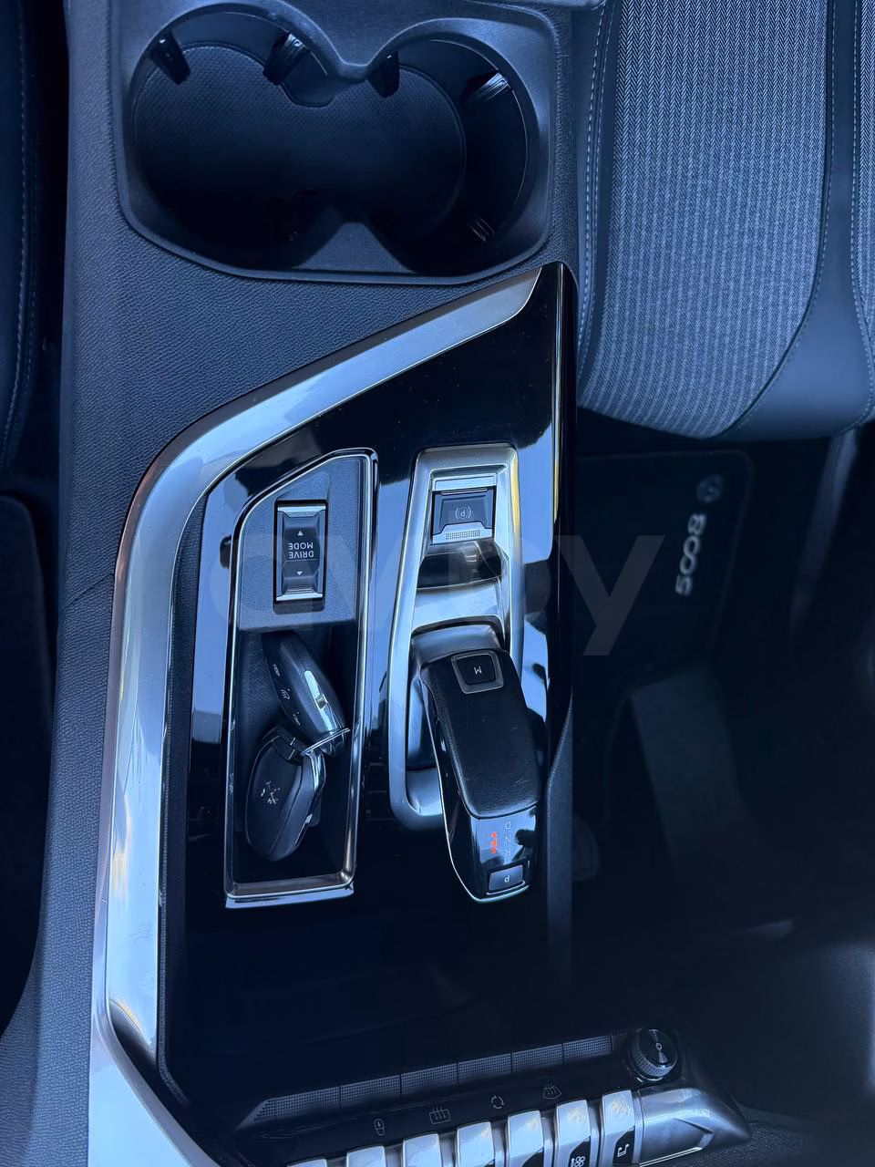 Peugeot 5008 фото 16