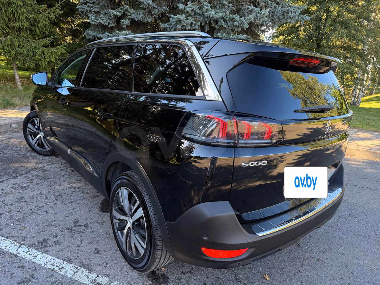 Peugeot 5008 фото 6