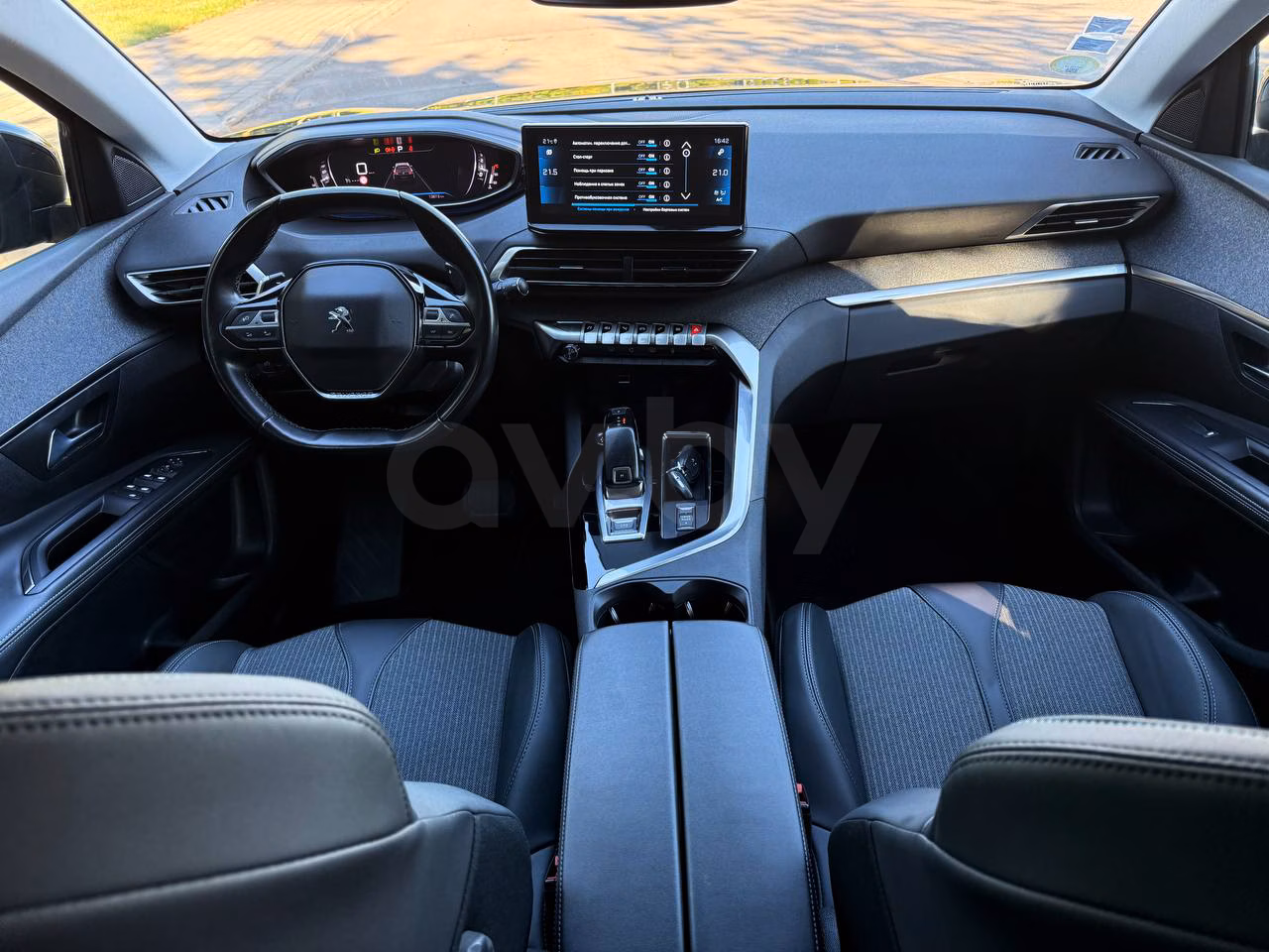 Peugeot 5008 фото 15