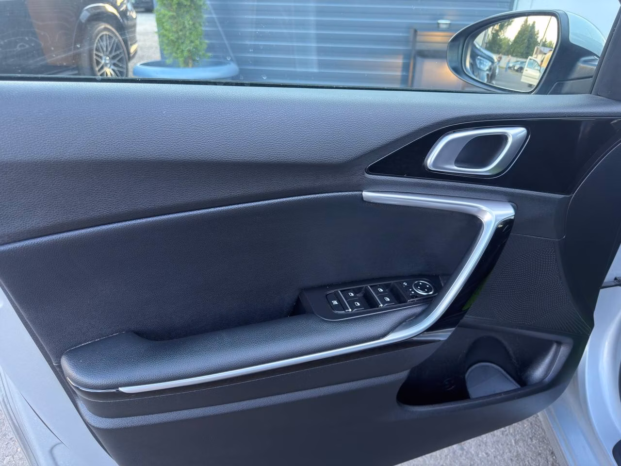 Kia Cee'd фото 18