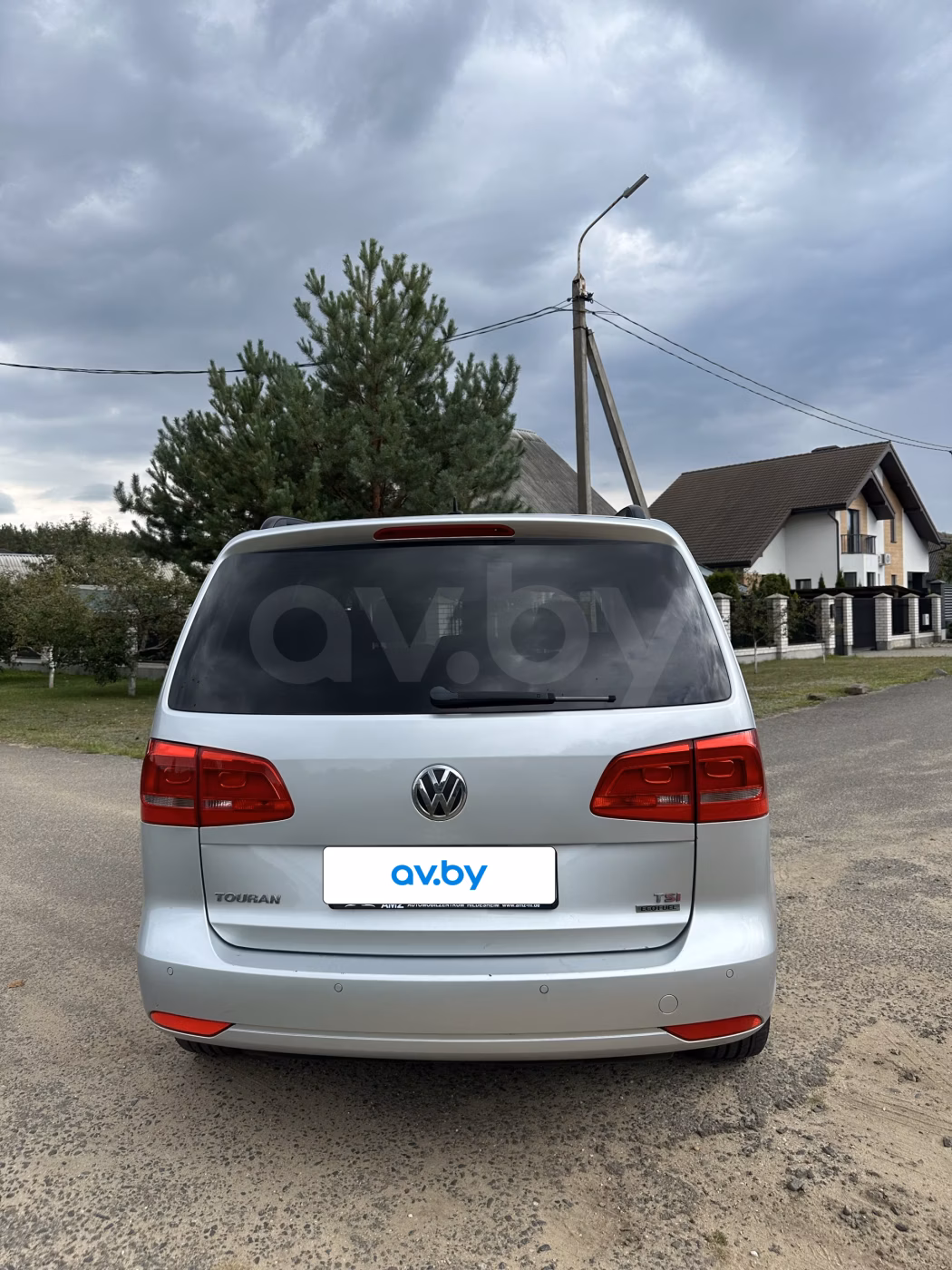 Volkswagen Touran фото 8
