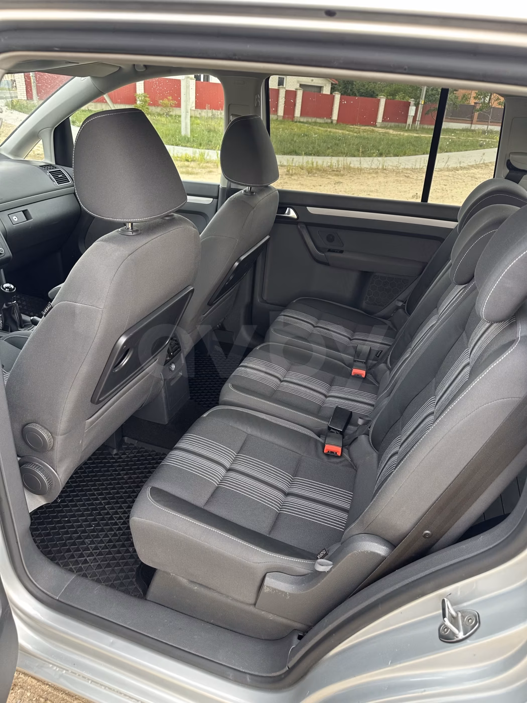 Volkswagen Touran фото 13