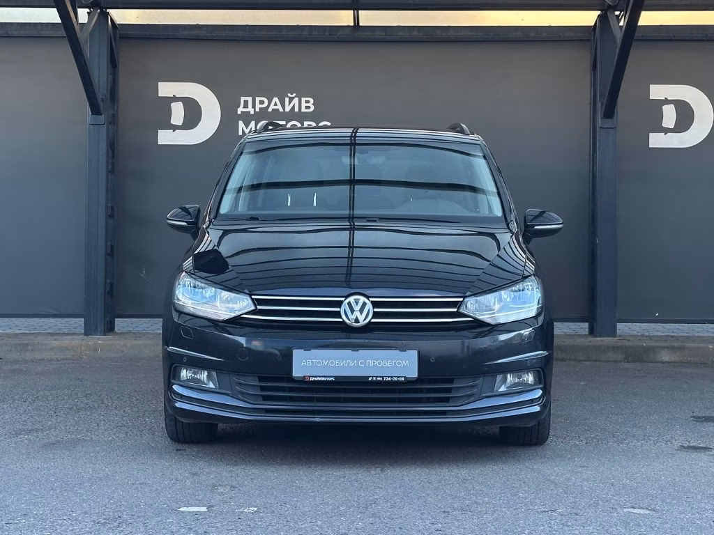 Volkswagen Touran фото 2