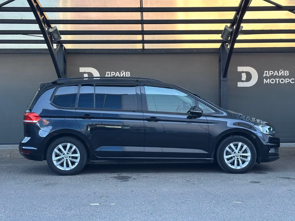 Volkswagen Touran фото 4