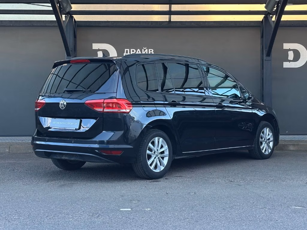 Volkswagen Touran фото 5