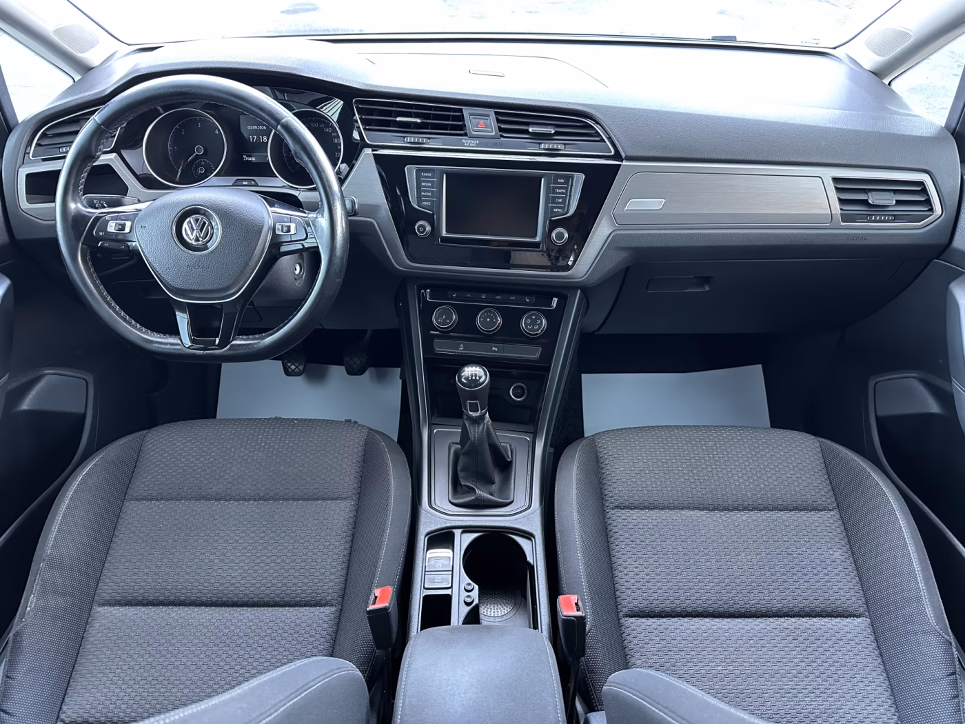 Volkswagen Touran фото 10