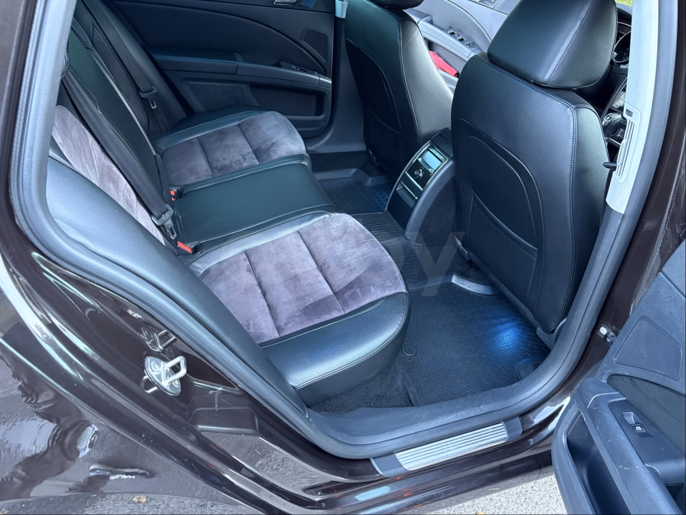 Skoda Superb фото 7