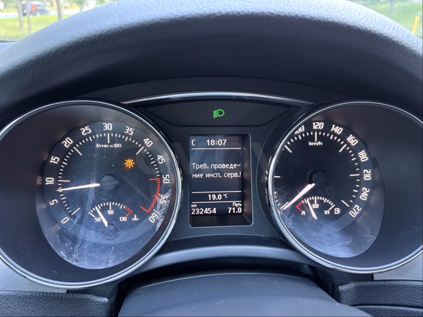 Skoda Superb фото 9