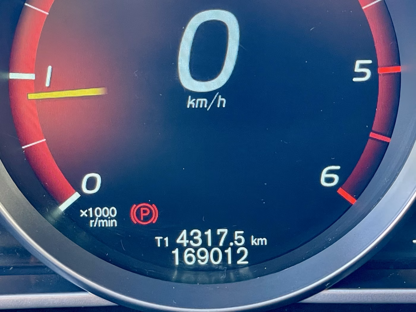 Volvo V40 фото 21