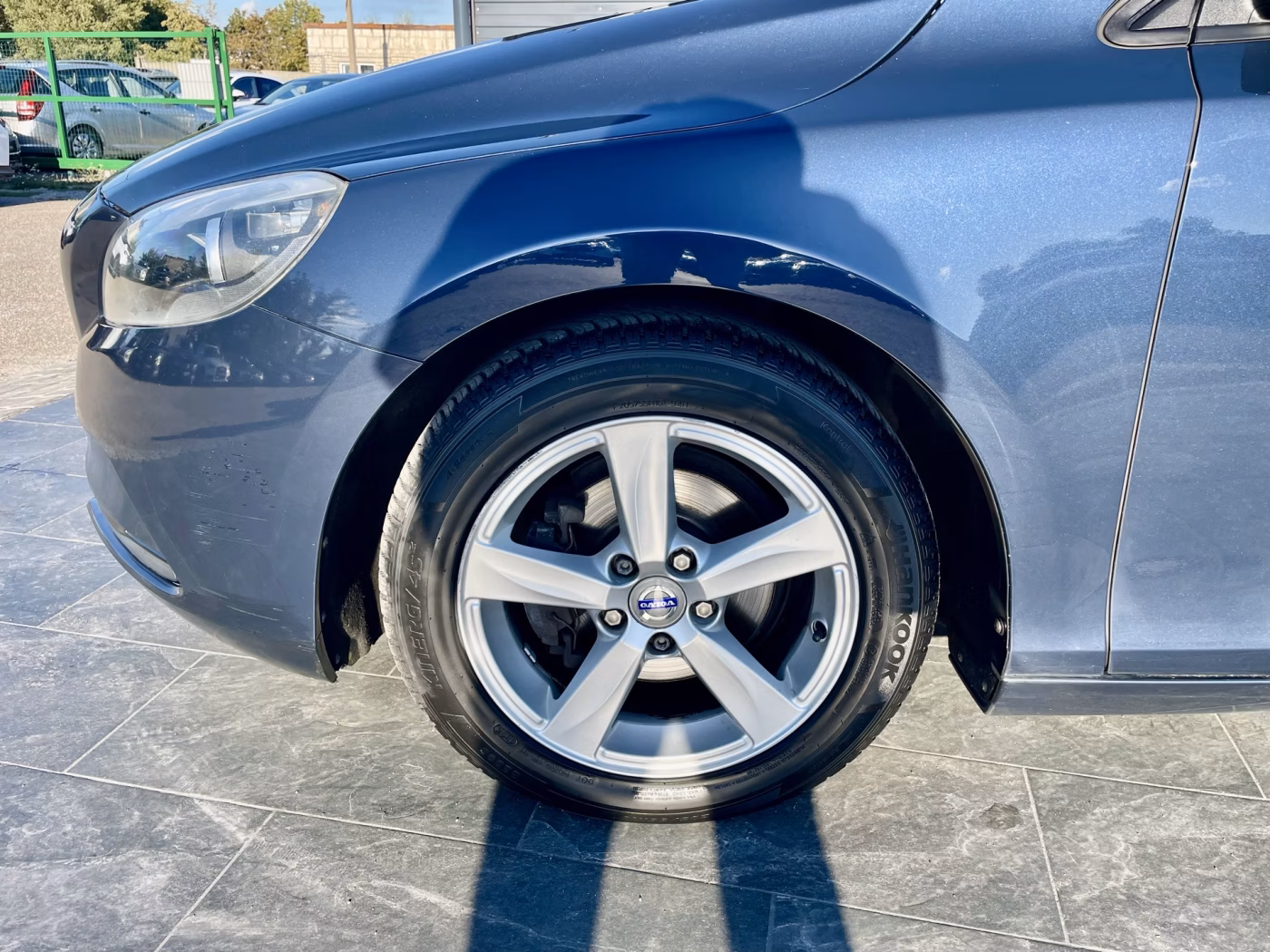 Volvo V40 фото 24