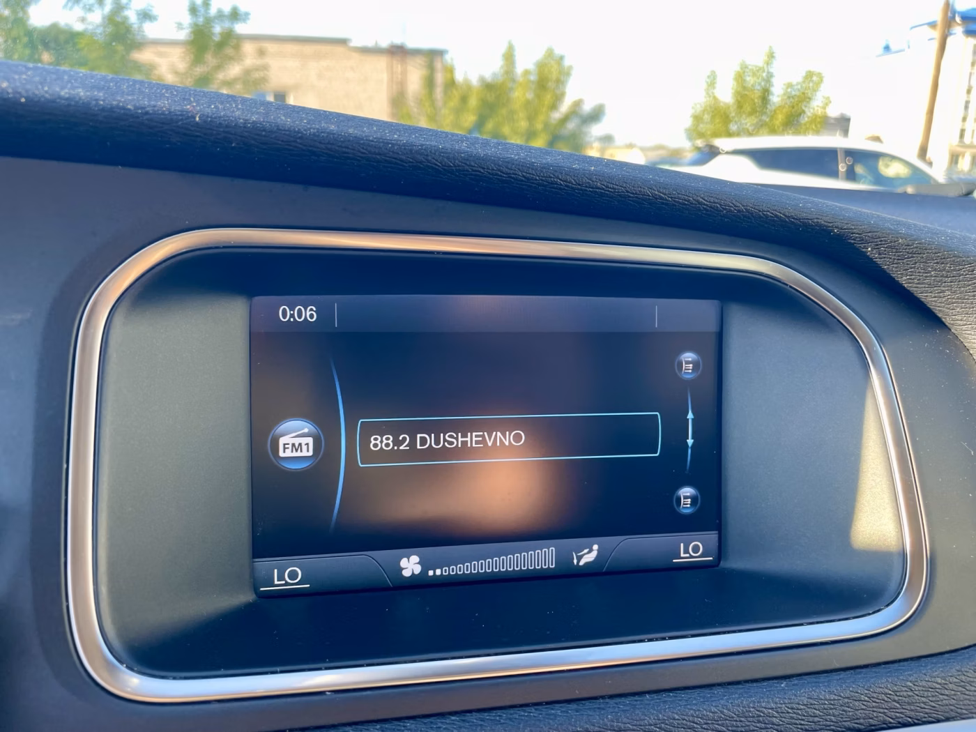 Volvo V40 фото 17