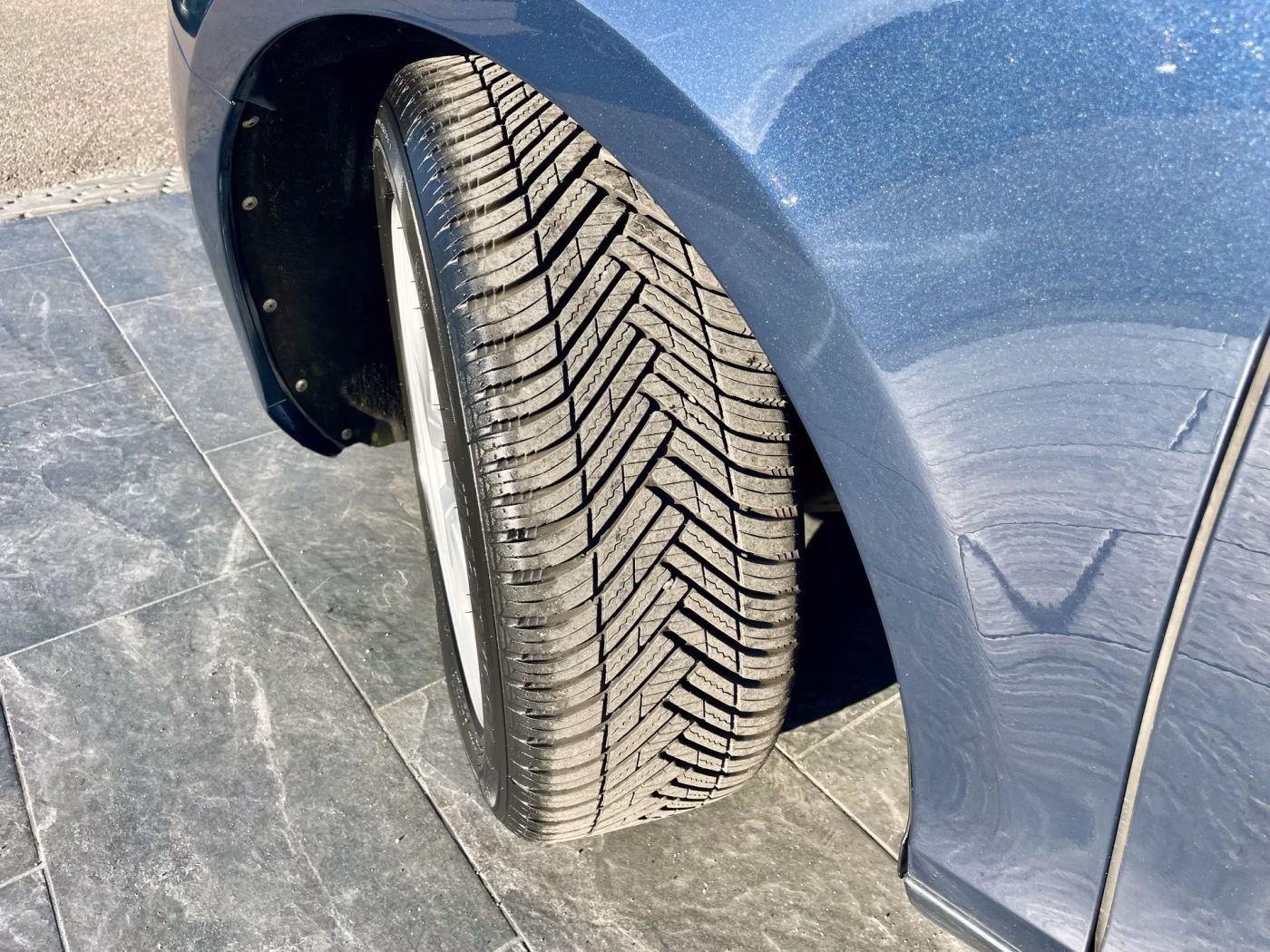 Volvo V40 фото 28