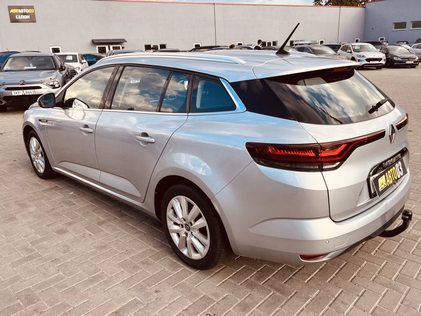 Renault Megane фото 6