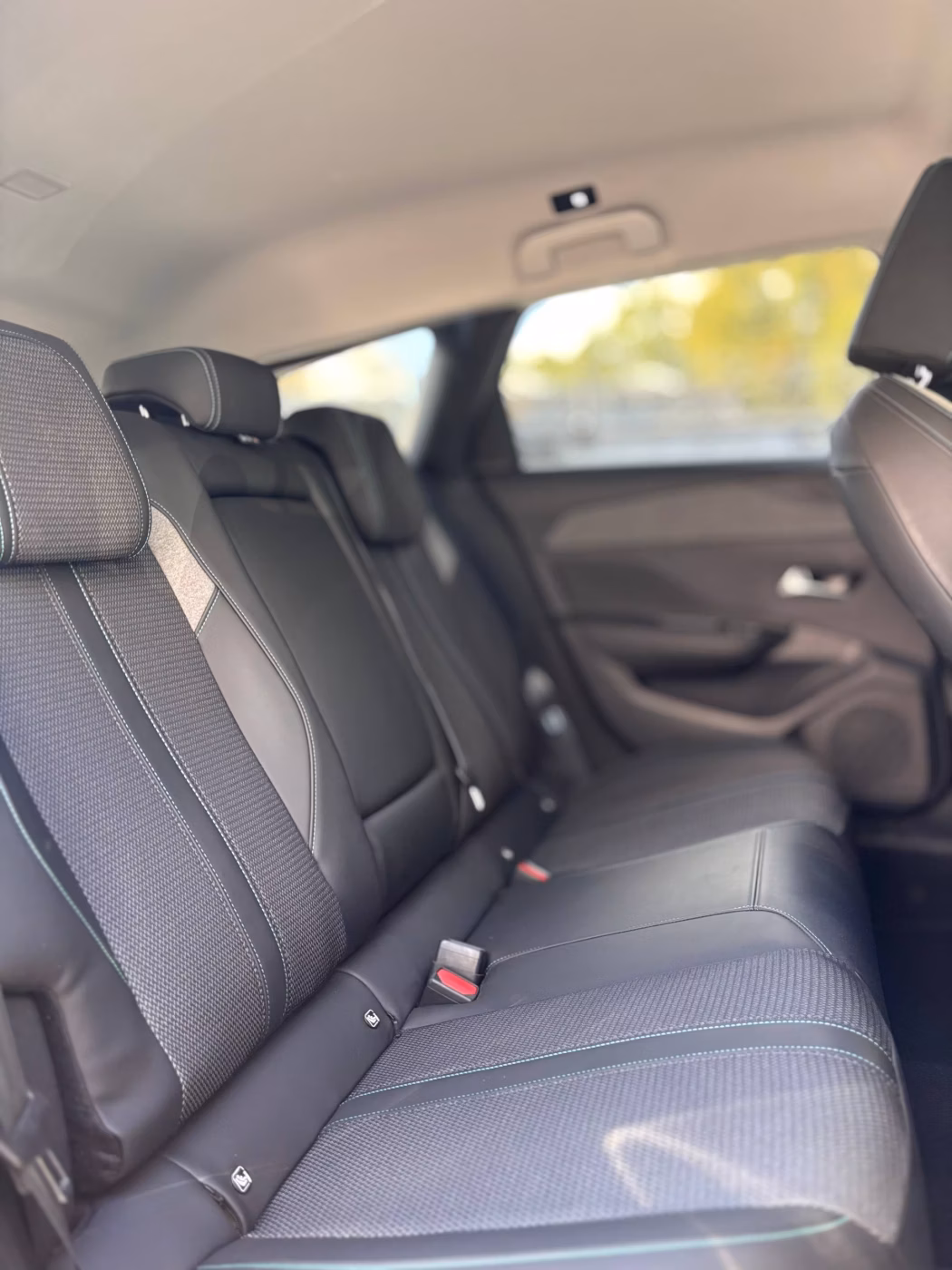 Peugeot 308 фото 10