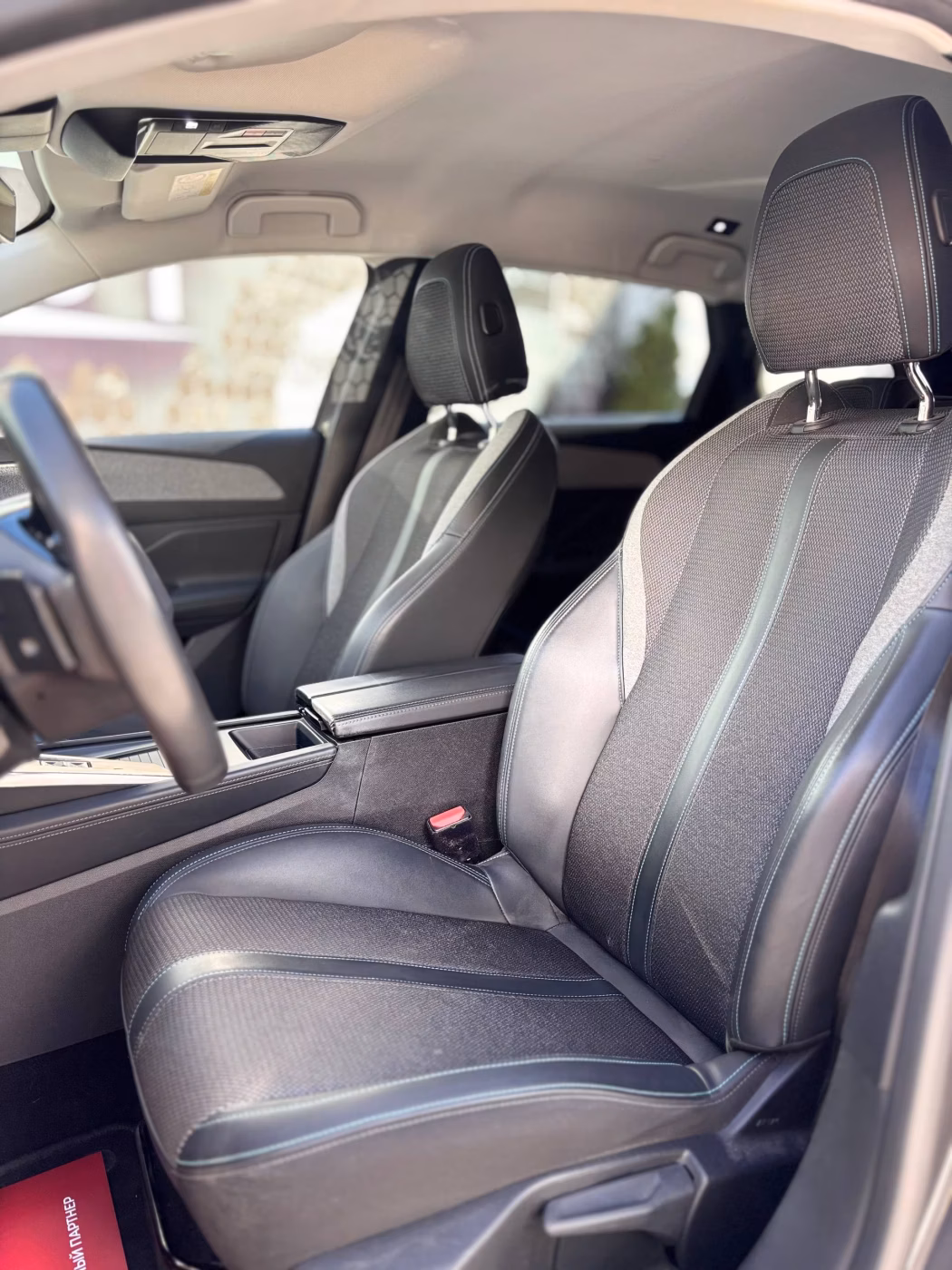 Peugeot 308 фото 8