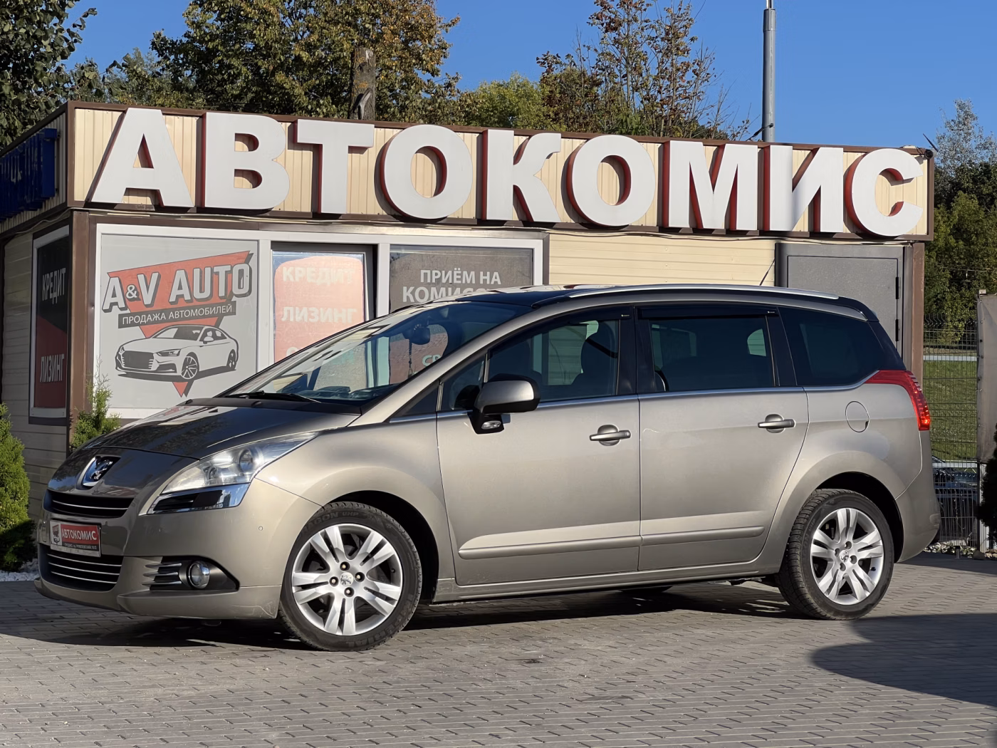 Peugeot 5008