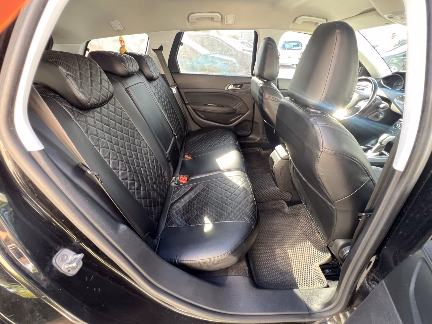 Peugeot 308 фото 19