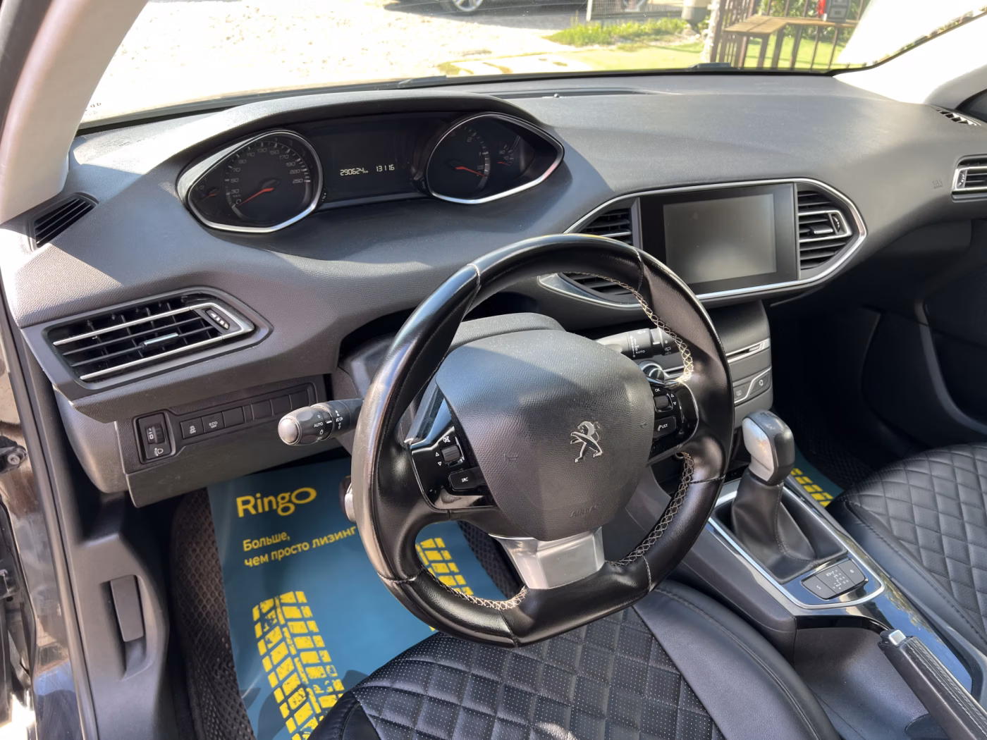 Peugeot 308 фото 17
