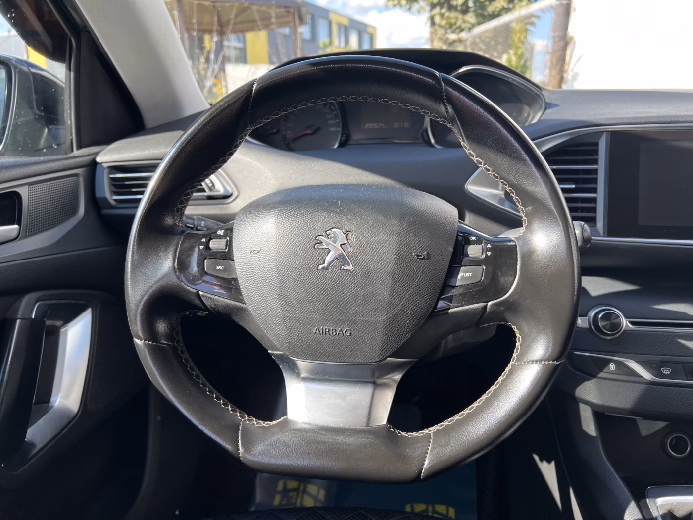 Peugeot 308 фото 23